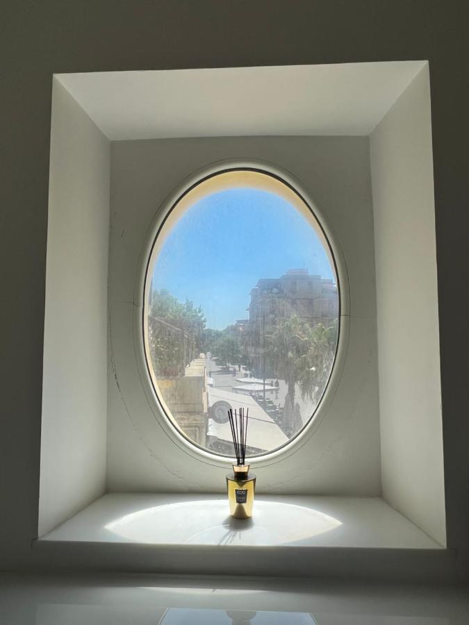 Rome, Beautiful Apartment In A Vintage Building Lido di Ostia Exterior foto