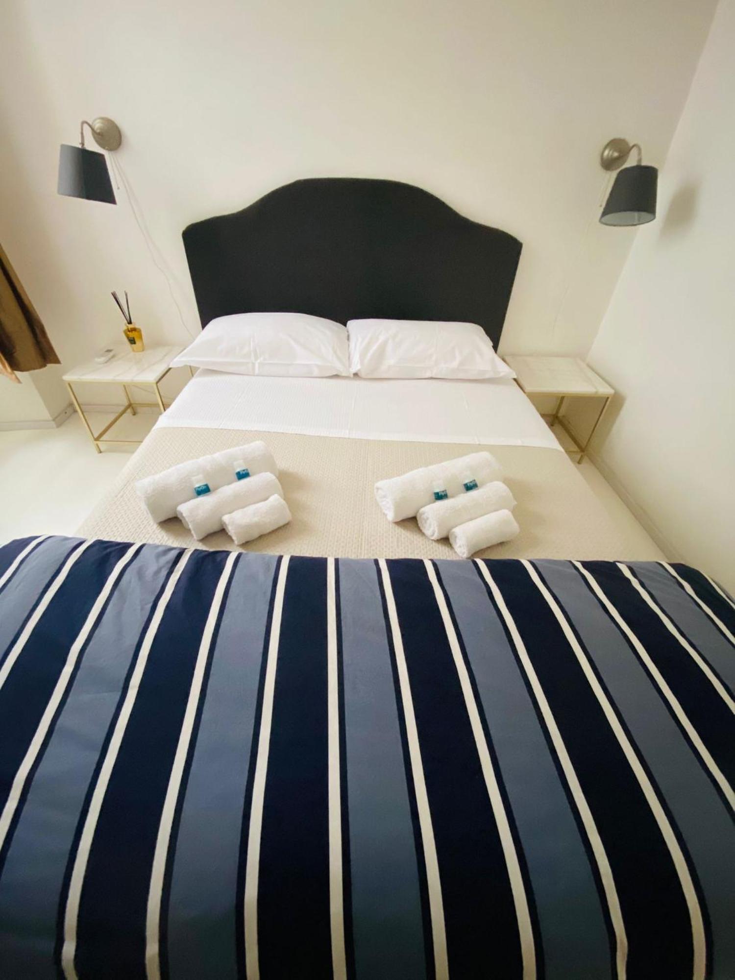 Rome, Beautiful Apartment In A Vintage Building Lido di Ostia Exterior foto