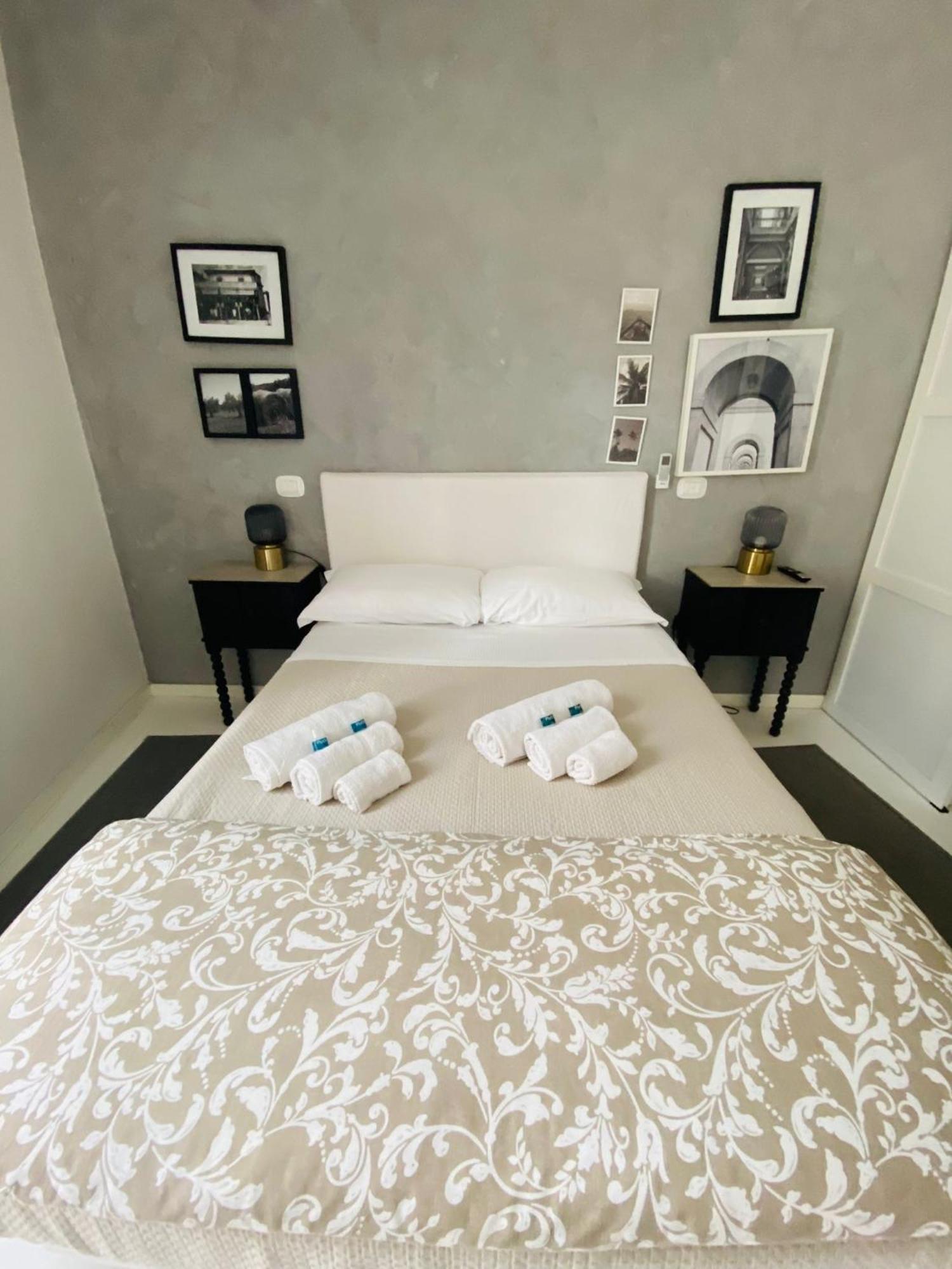 Rome, Beautiful Apartment In A Vintage Building Lido di Ostia Exterior foto